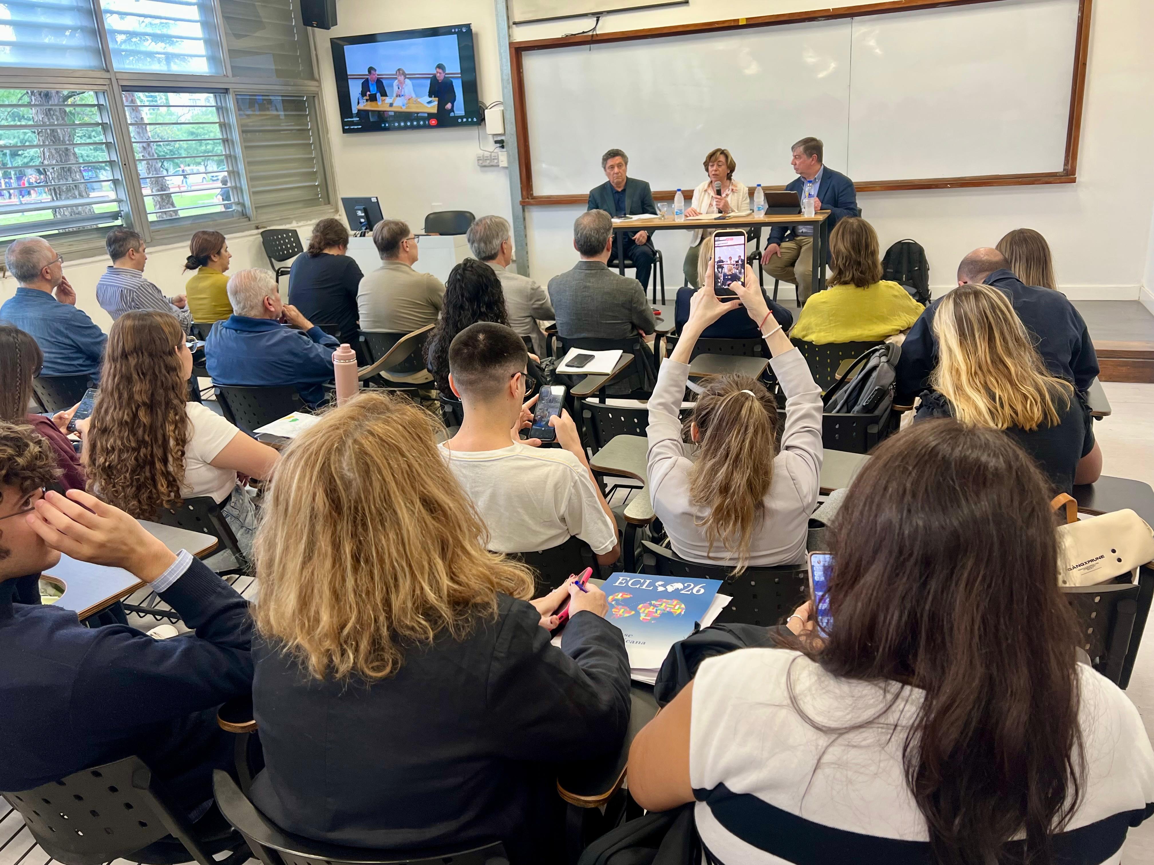 ¿Socios estratégicos o actores secundarios? Europa y América Latina en el nuevo orden mundial, diálogo en la ECL